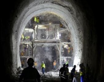 紅豆山隧道修建有多難？都用到了哪些工具